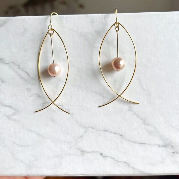 Handmade Gold Fish Earrings with Cream Faux Pearl Bead - Recycled Materials - Picture 2 of 4